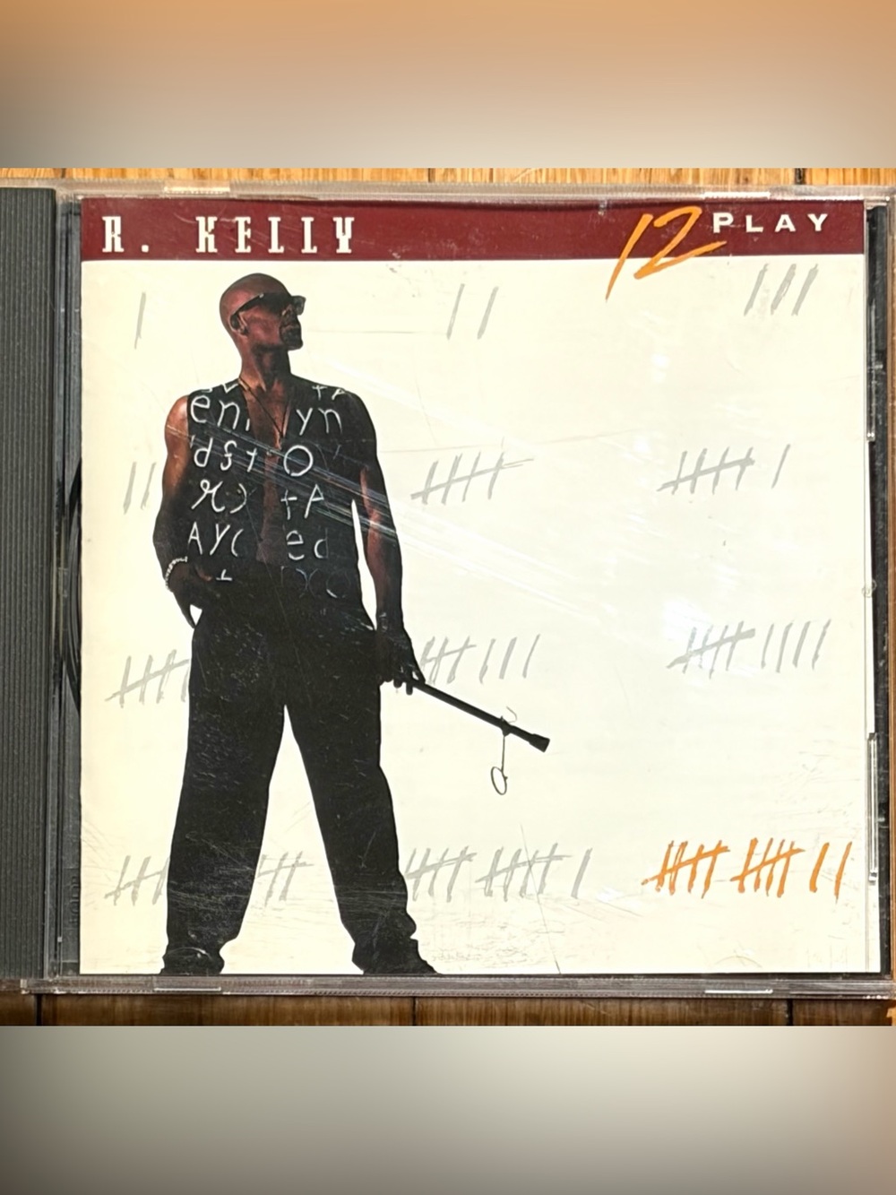 Vintage R. Kelly - 12 Play DEBUT CD
1993 Original Pressing
R&B/Soul